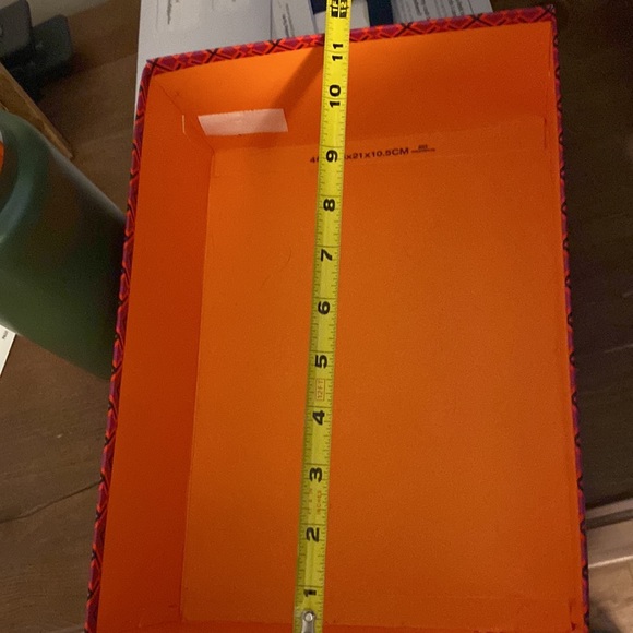 Tori Burch box - Picture 9 of 9